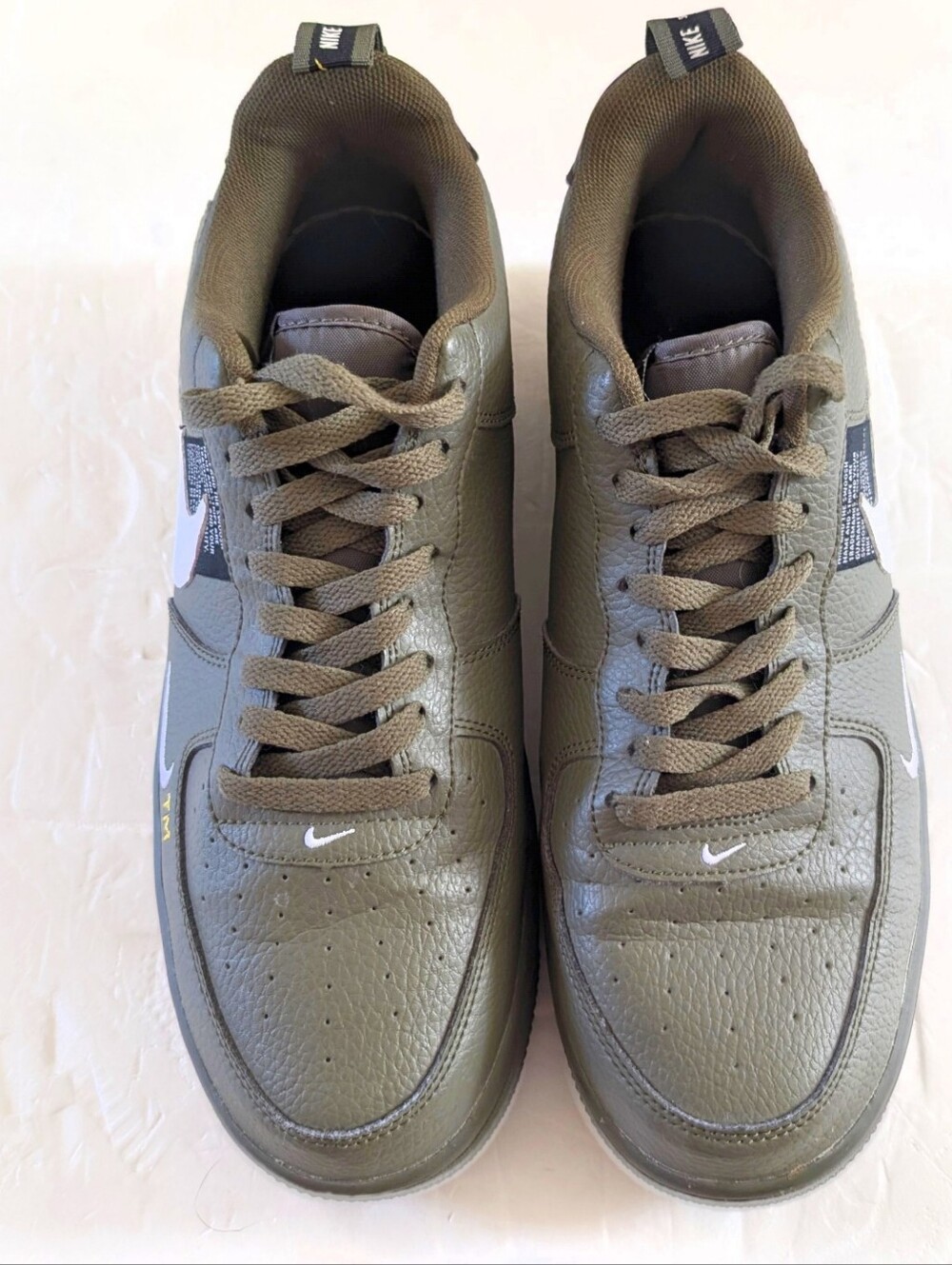 Nike Men’s Olive Green Leather Athletic Sneakers with White Swoosh